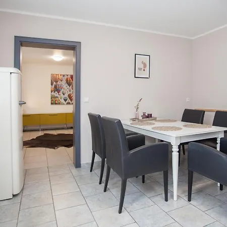 Vakantiehuis Gemuetliches *