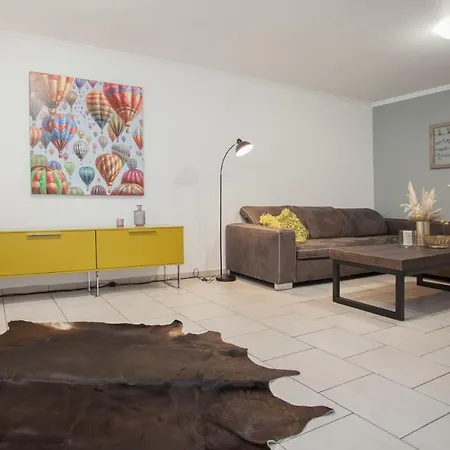 Gemuetliches Familienfreundliches Im Gruenen Mit Hund *