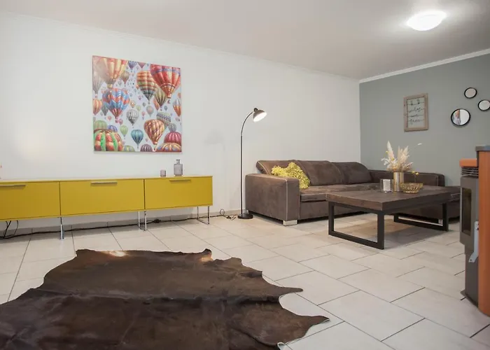 Gemuetliches Familienfreundliches Im Gruenen Mit Hund *